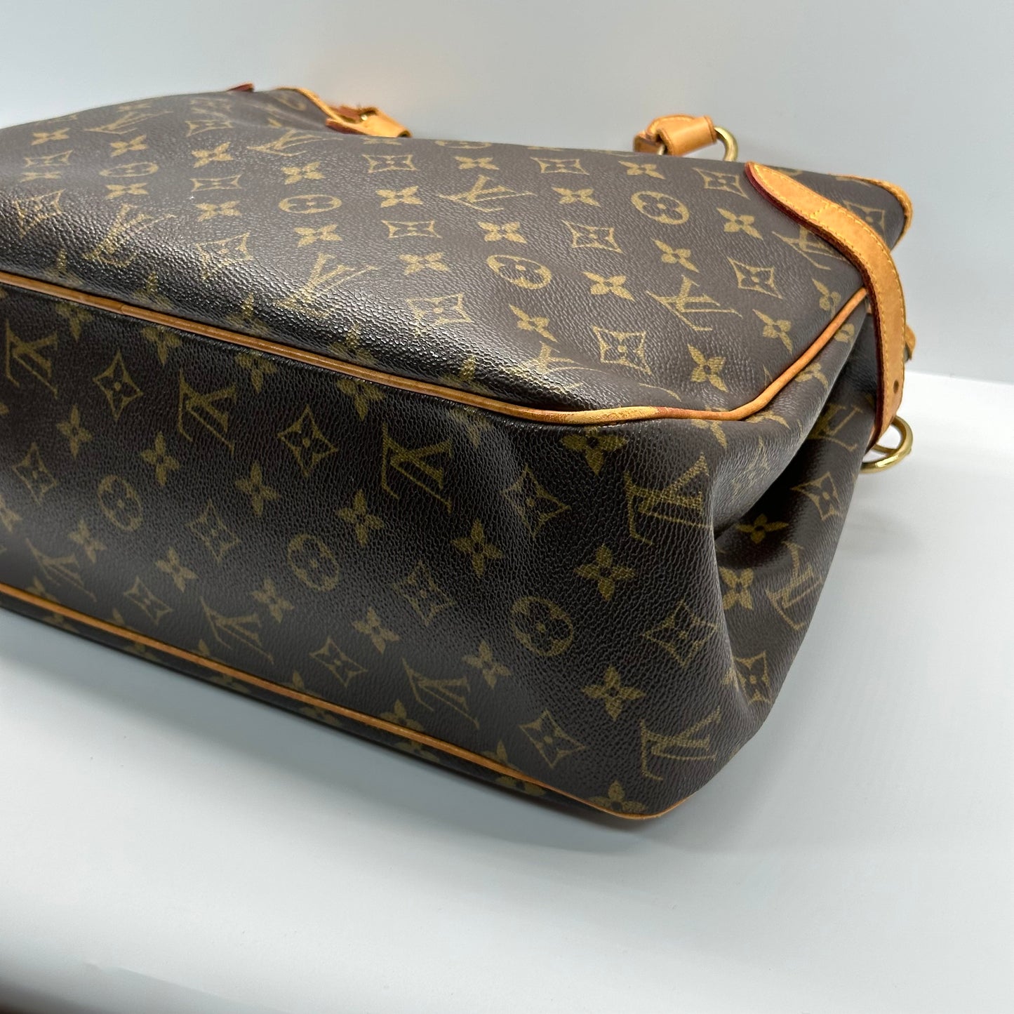 Authentic 2005 Louis Vuitton Monogram Batignolles Horizontal Tote
