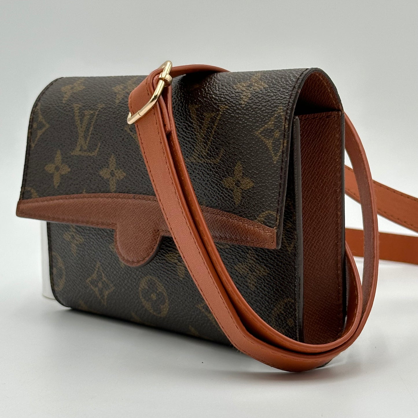 Authentic Louis Vuitton 1993 Monogram Arsch Belt Bag