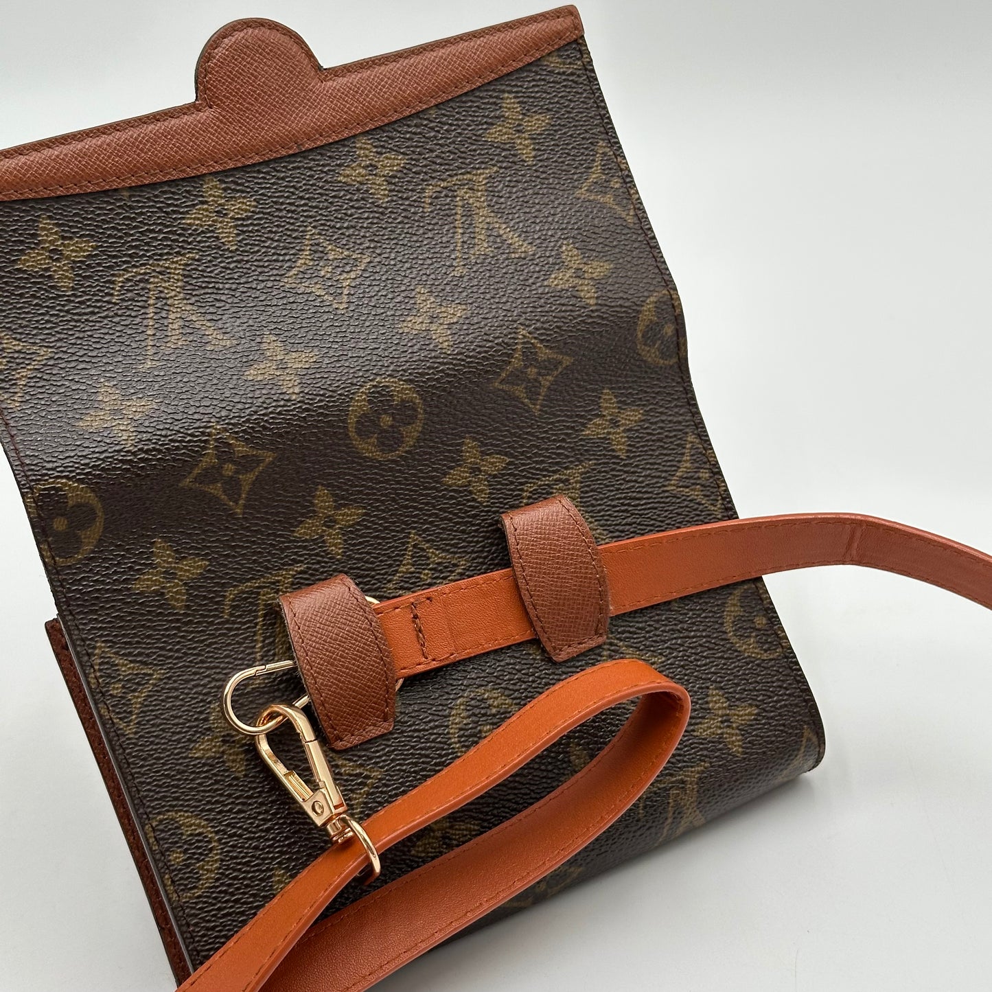 Authentic Louis Vuitton 1993 Monogram Arsch Belt Bag