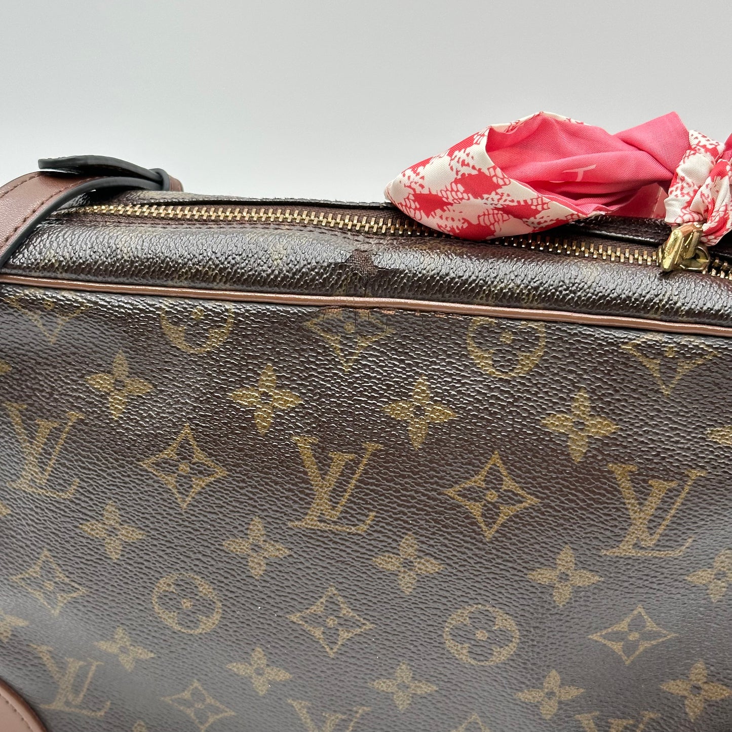 Authentic Louis Vuitton 1990 Monogram Trocadero Crossbody