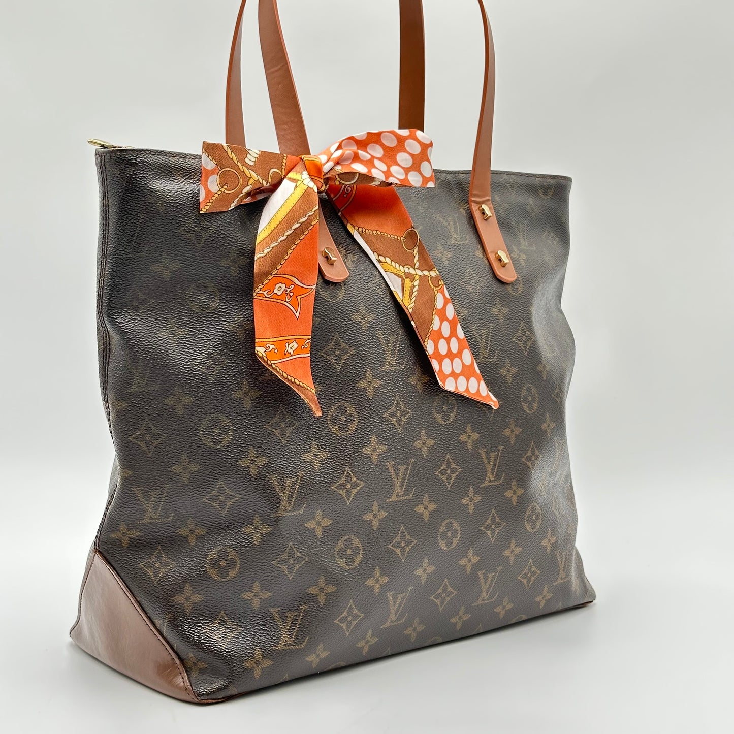 Authentic Louis Vuitton 2000 Monogram Cabas Mezzo Tote