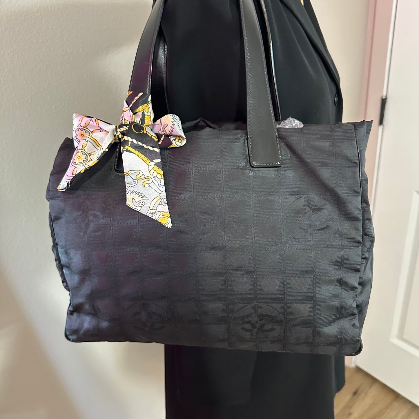 Authentic CHANEL Black Medium Travel Line Tote