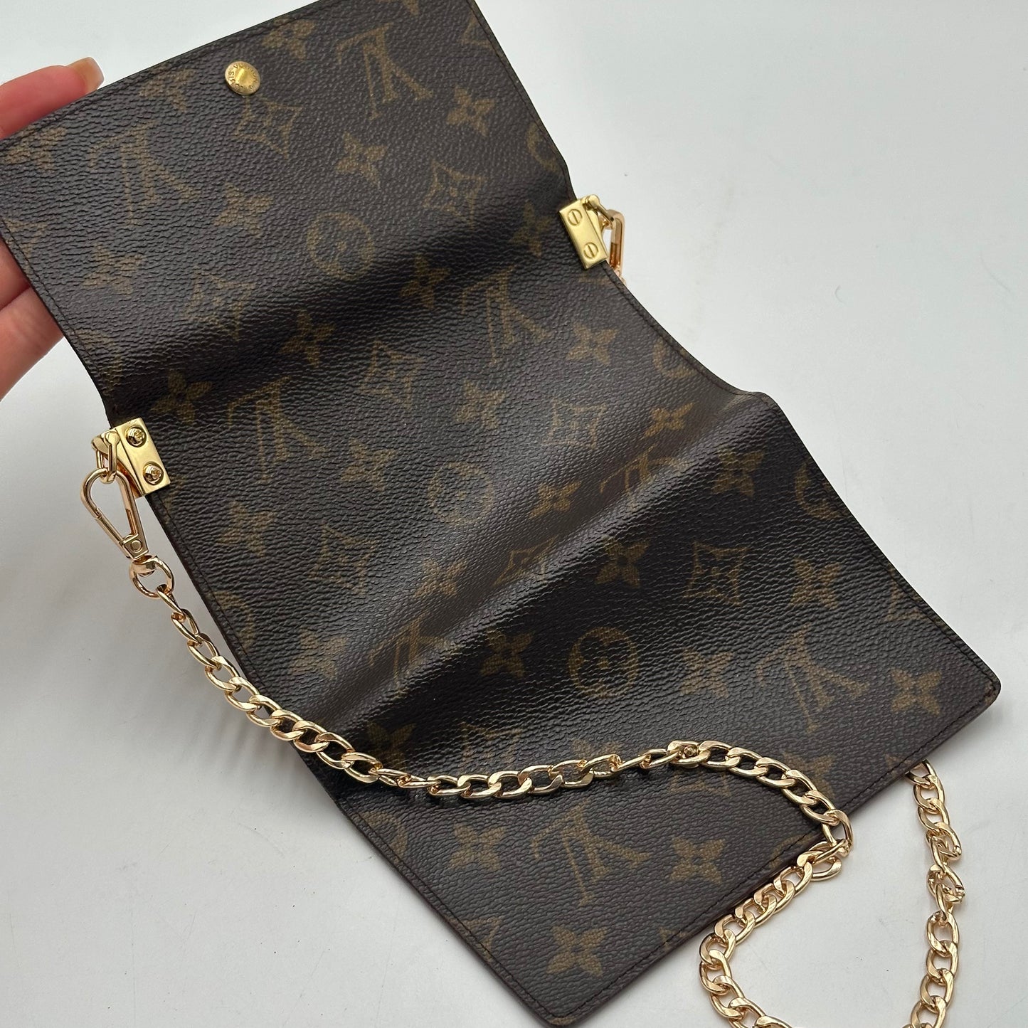 Authentic 1994 Louis Vuitton Monogram Trifold Bilets Wallet Crossbody