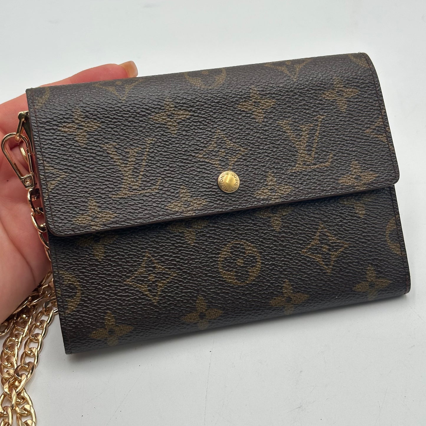 Authentic 1994 Louis Vuitton Monogram Trifold Bilets Wallet Crossbody