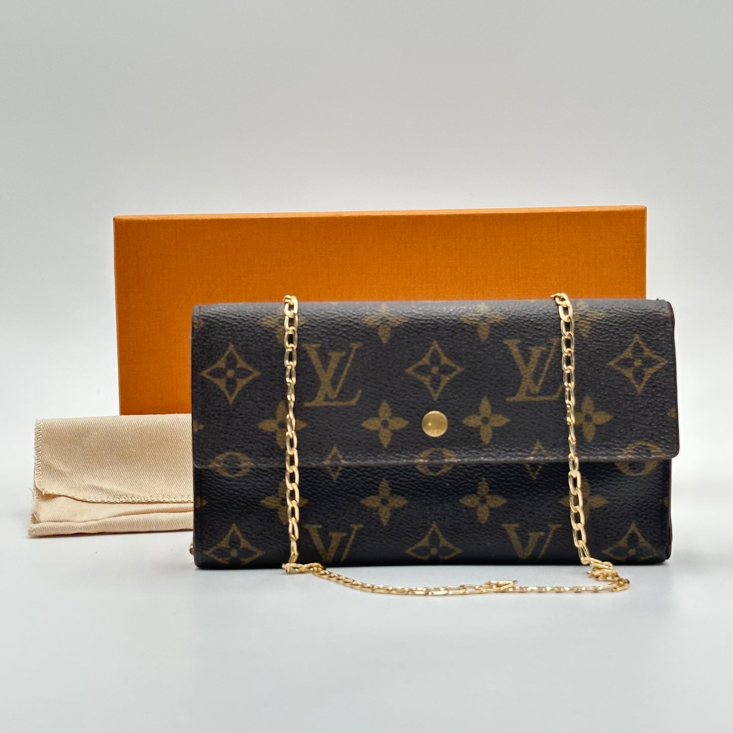 Authentic Louis Vuitton 1996 Monogram International Trifold Wallet Crossbody