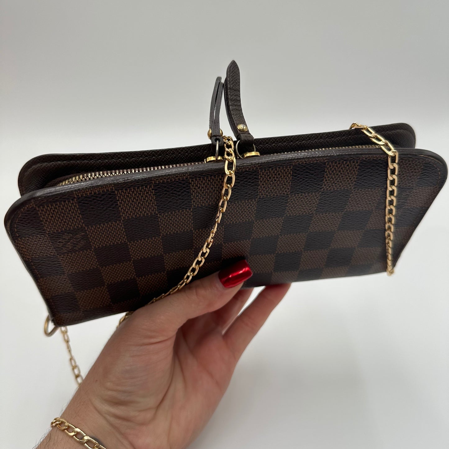 Authentic Louis Vuitton  2009 Damier Ebene Insolite Wallet Crossbody