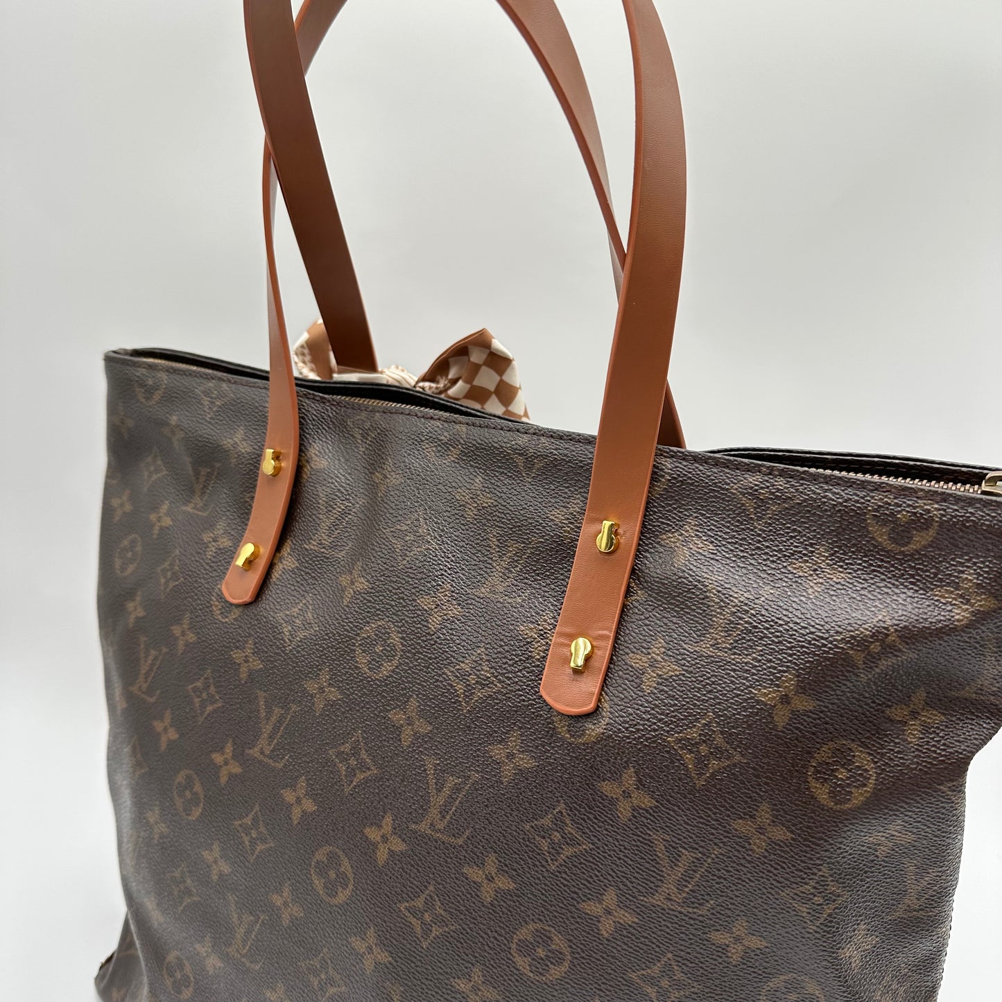 Authentic Louis Vuitton 1999 Monogram Cabas Mezzo Tote