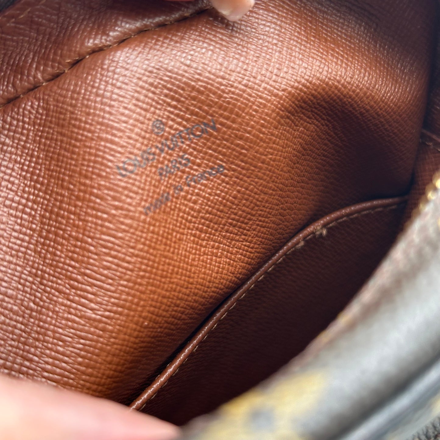 Authentic Louis Vuitton 2004 Monogram Amazone MM Crossbody
