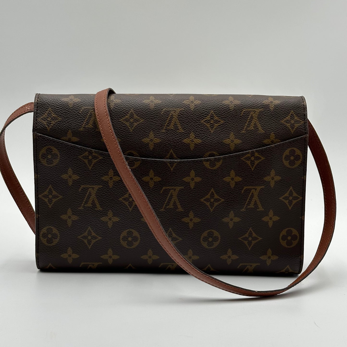 Authentic Louis Vuitton 1991 Monogram Bordeaux Clutch Crossbody