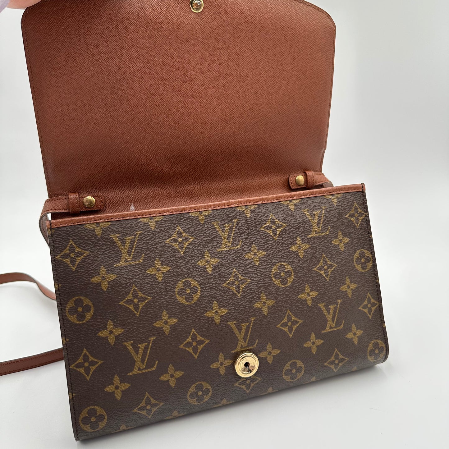 Authentic Louis Vuitton 1991 Monogram Bordeaux Clutch Crossbody