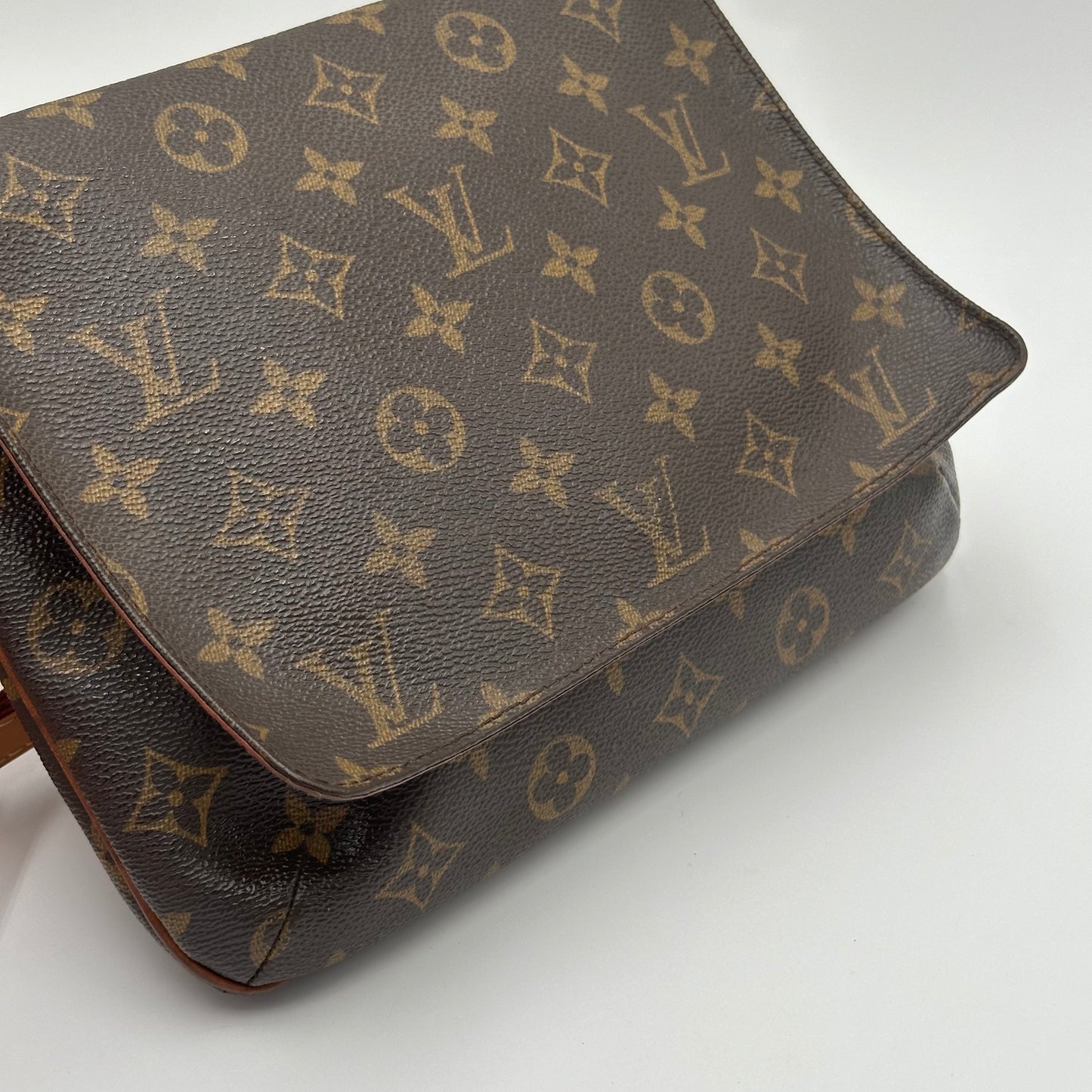 Authentic Louis Vuitton 1998 Monogram Musette Tango Crossbody