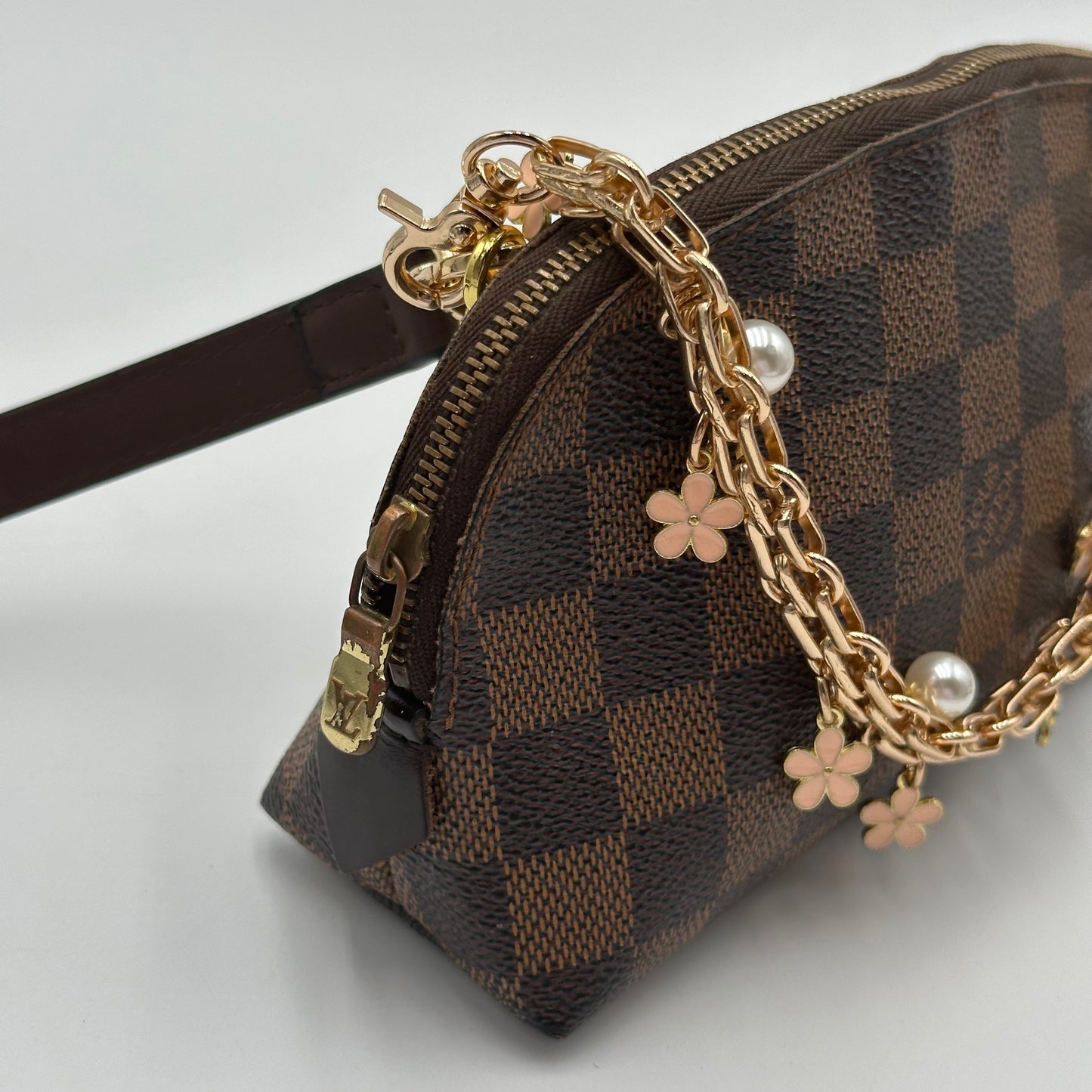 Authentic Louis Vuitton 2004 Damier Ebene Cosmetic Pouch Crossbody