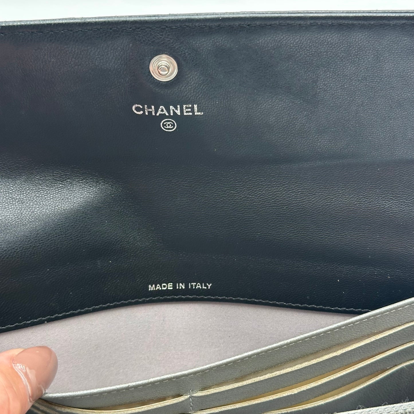 Authentic CHANEL Black CC Camellia Long Wallet Crossbody