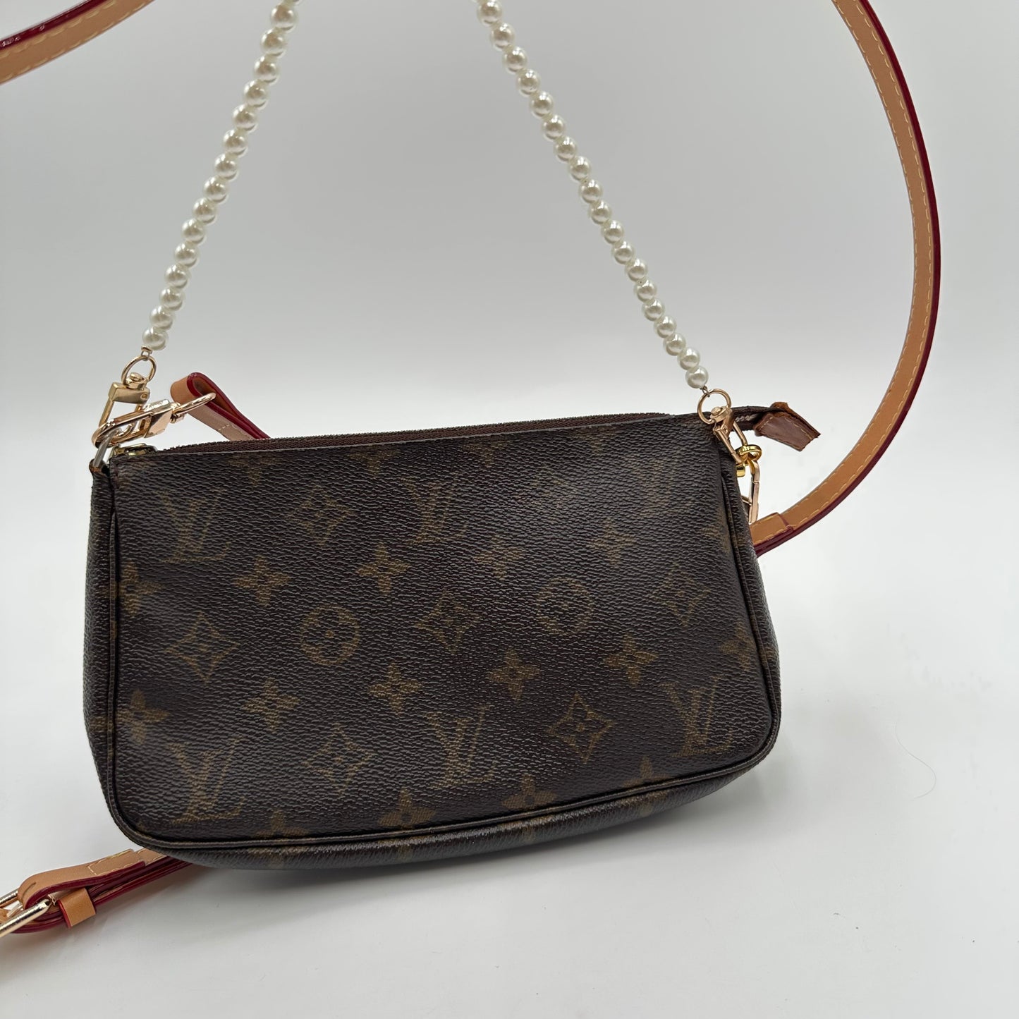 Authentic Louis Vuitton 2000 Monogram Pochette Accessoires Crossbody