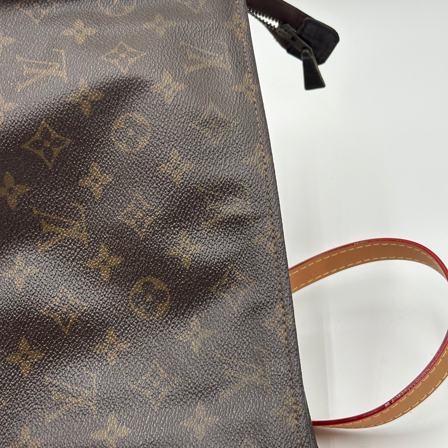 Authentic Louis Vuitton 1982 Monogram Toiletry 26 Crossbody