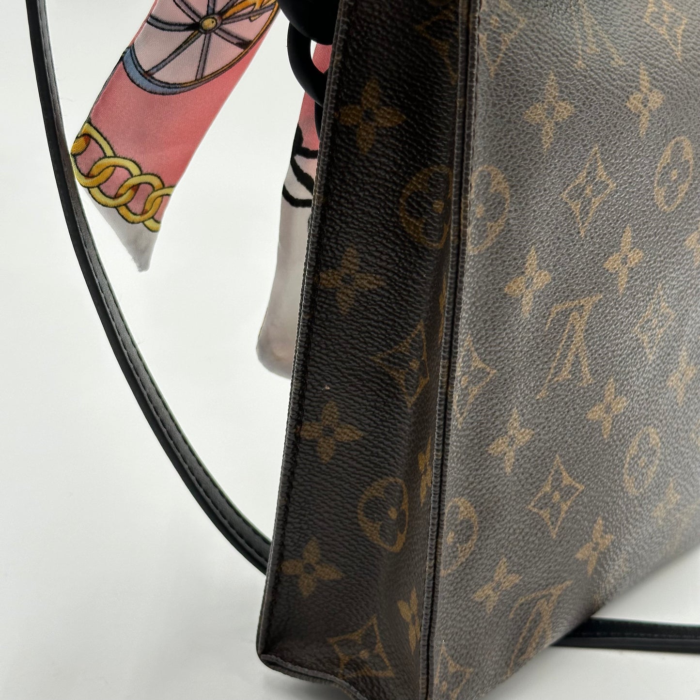 Authentic Louis Vuitton Monogram Toiletry 26 Crossbody