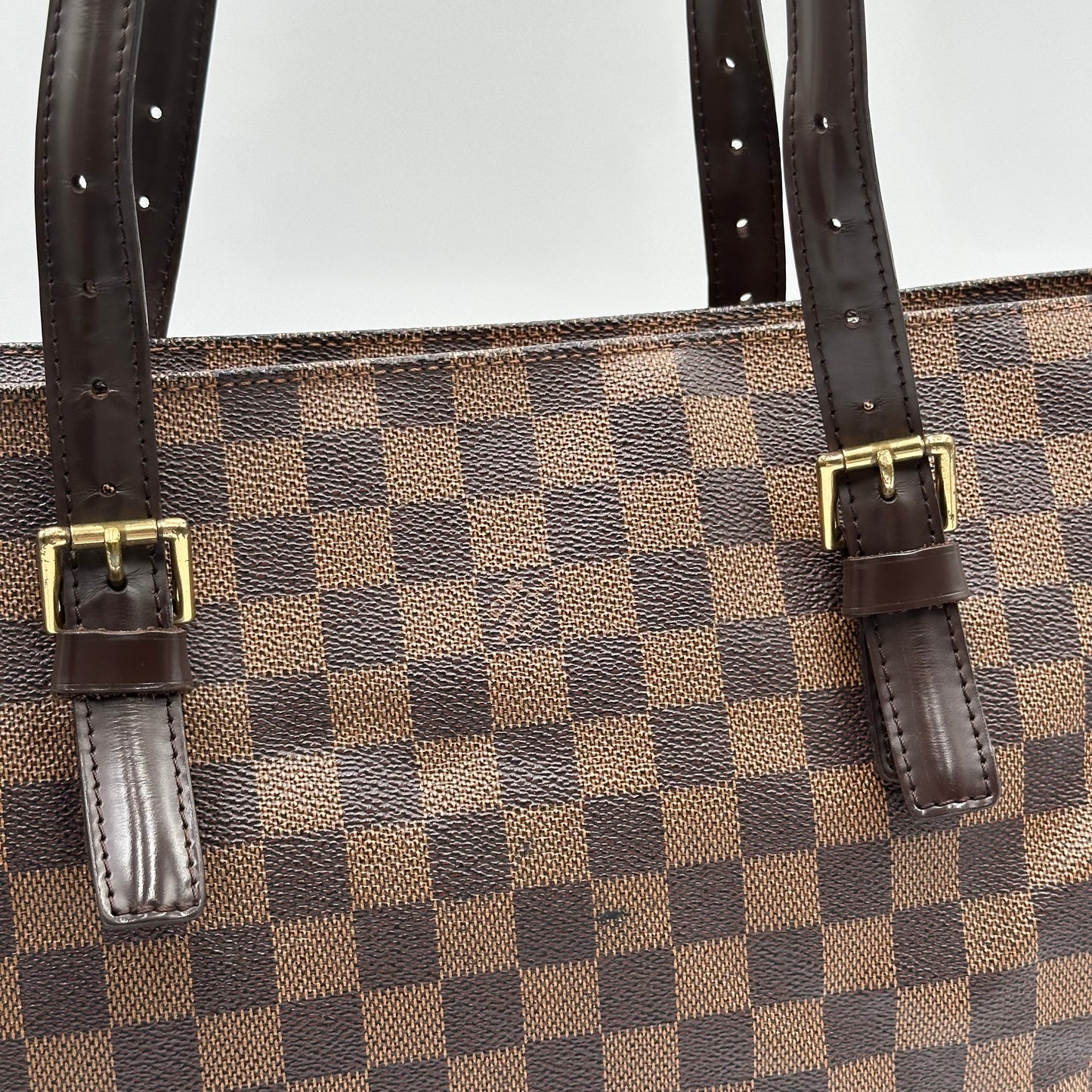 Authentic Louis Vuitton 2005 Damier Ebene Chelsea Tote