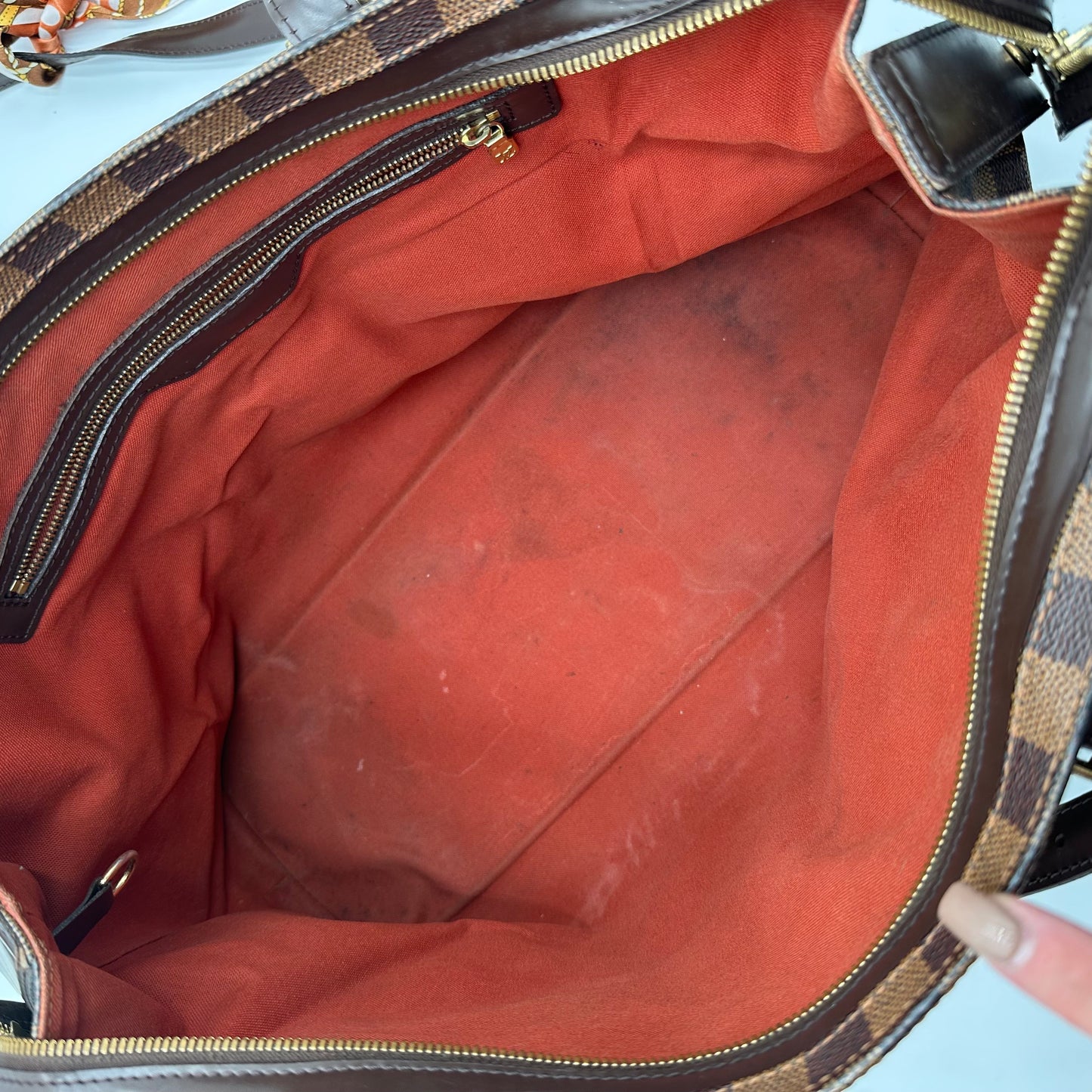 Authentic Louis Vuitton 2005 Damier Ebene Chelsea Tote