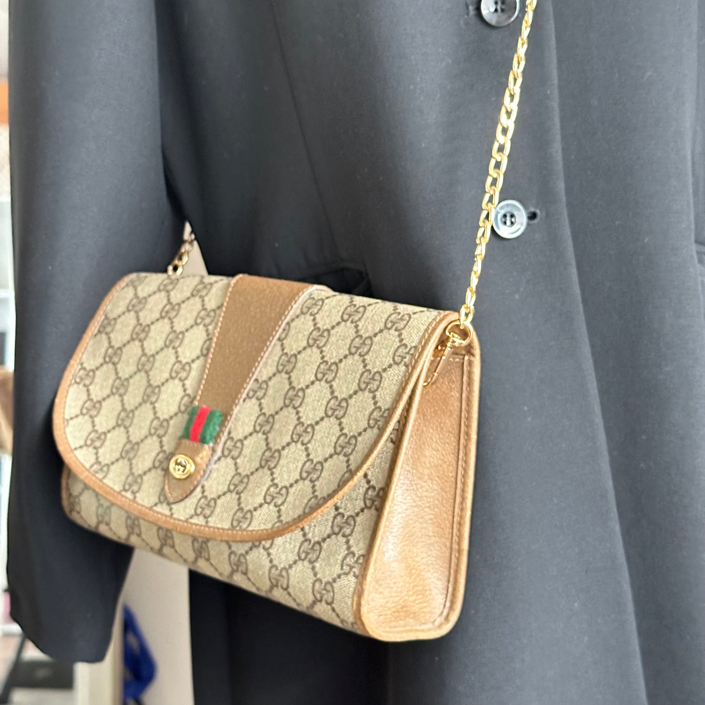 Authentic GUCCI Canvas Envelope Wristlet Clutch Crossbody