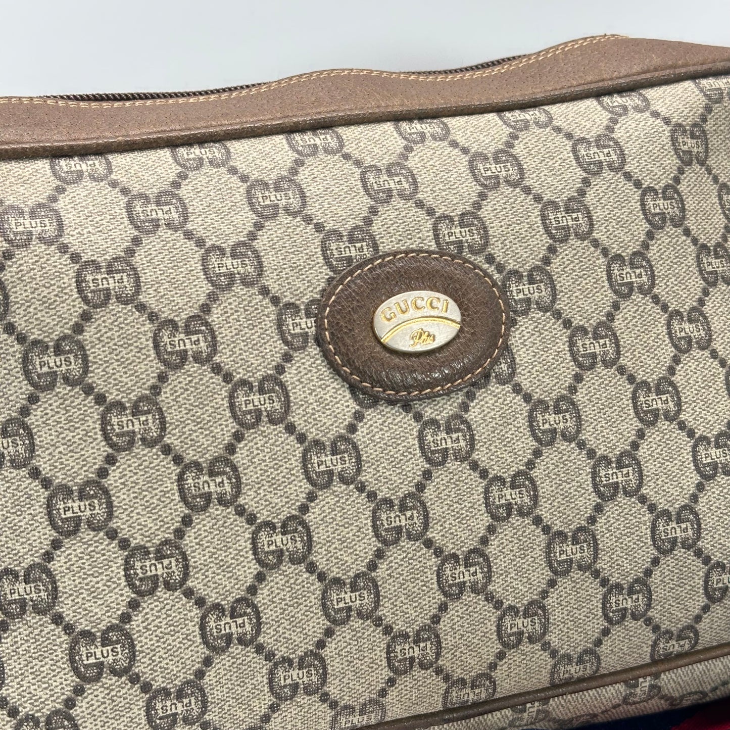Authentic GUCCI GG Canvas Zipper Pouch Crossbody