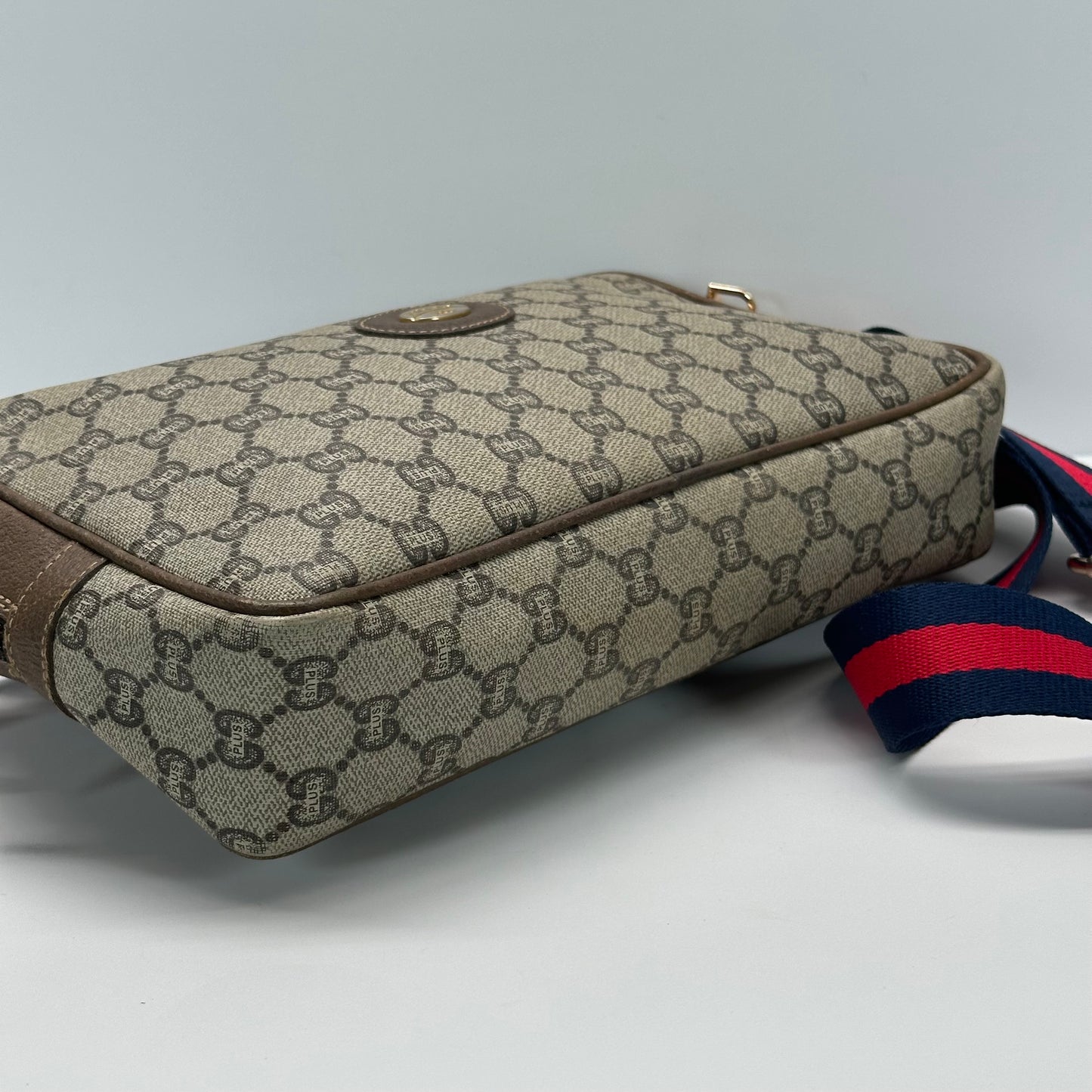 Authentic GUCCI GG Canvas Zipper Pouch Crossbody