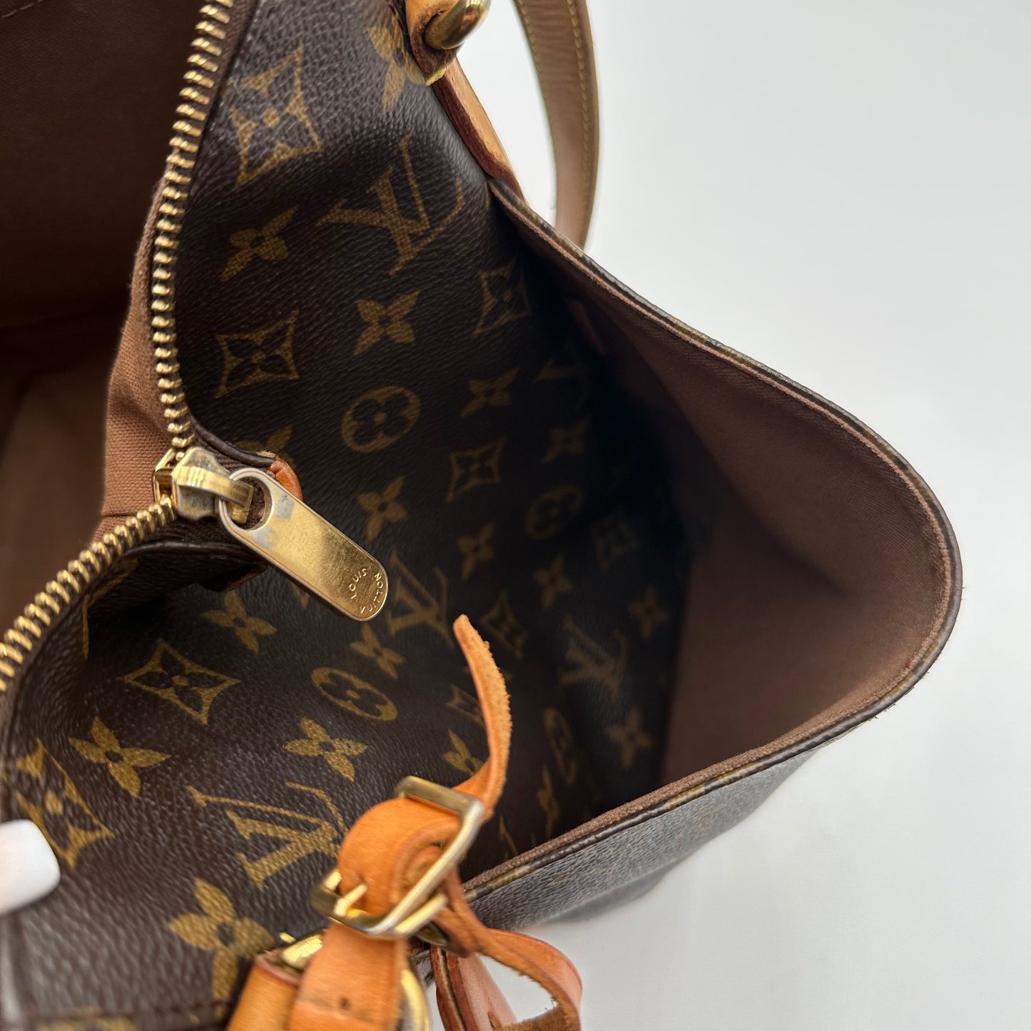 Authentic Louis Vuitton 2012 Monogram Totally PM