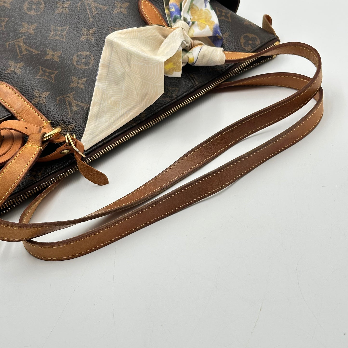 Authentic Louis Vuitton 2012 Monogram Totally PM