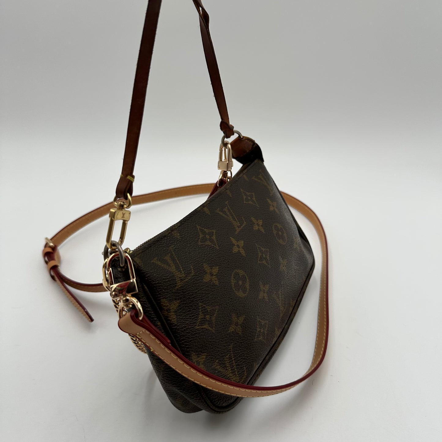 Authentic Louis Vuitton 2005 Monogram Pochette Accessoires Crossbody