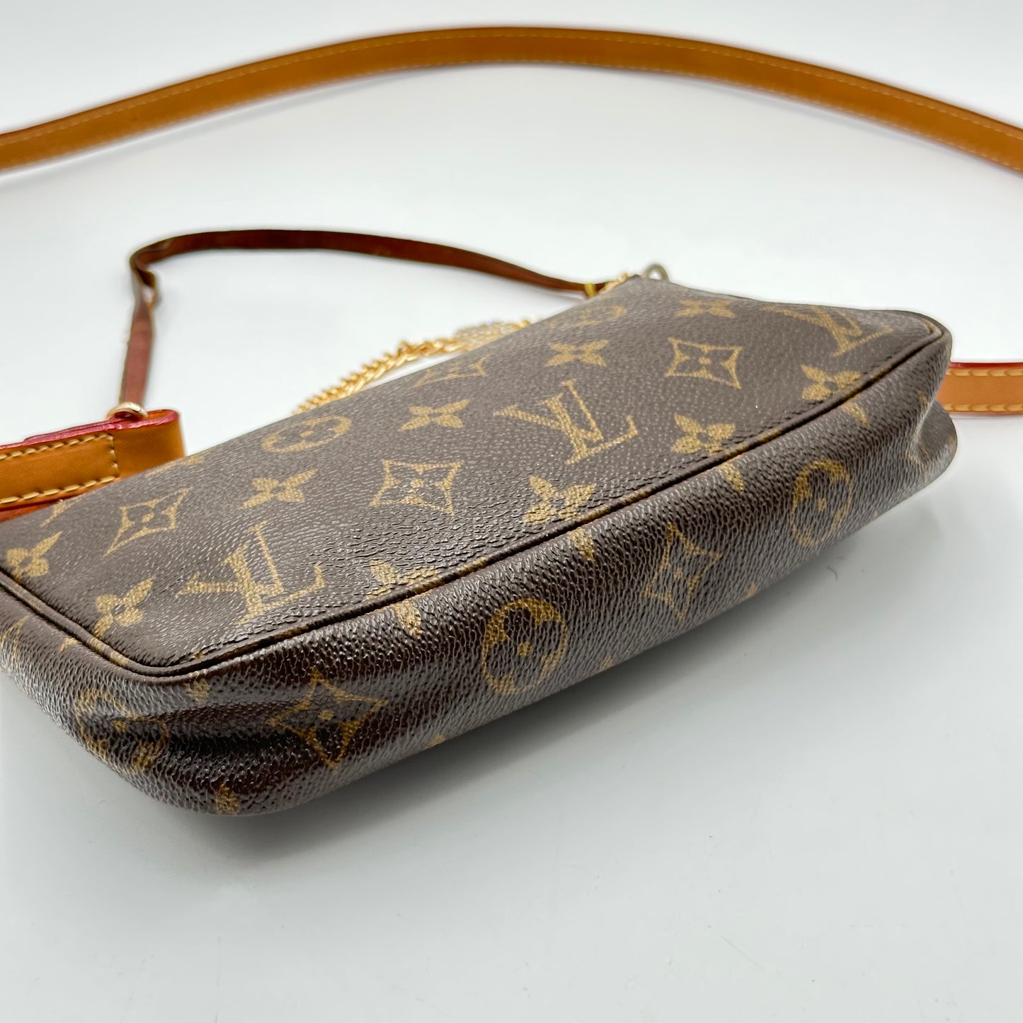 Authentic Louis Vuitton 2005 Monogram Pochette Accessoires Crossbody