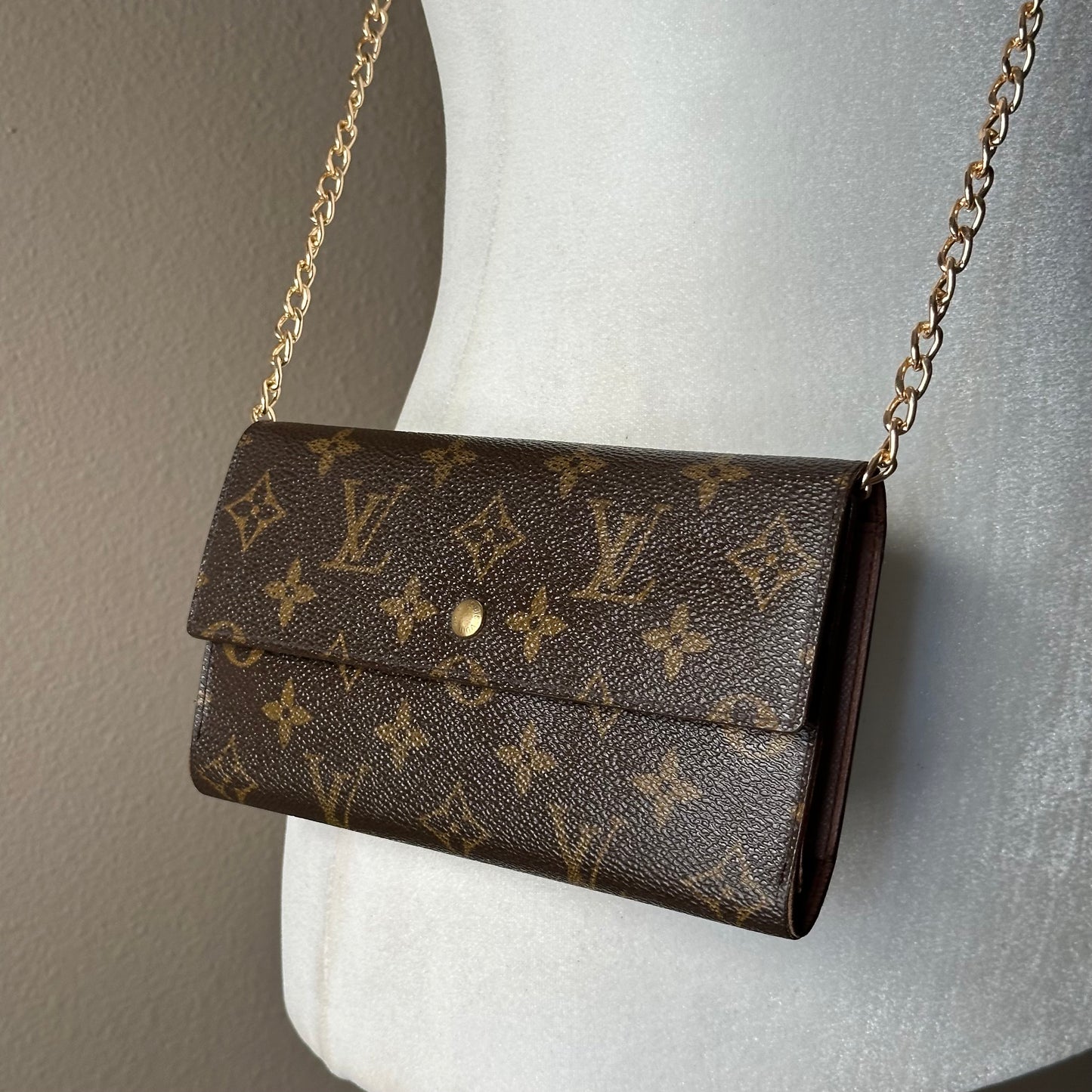 Authentic 1997 Louis Vuitton Monogram Trifold Wallet Crossbody