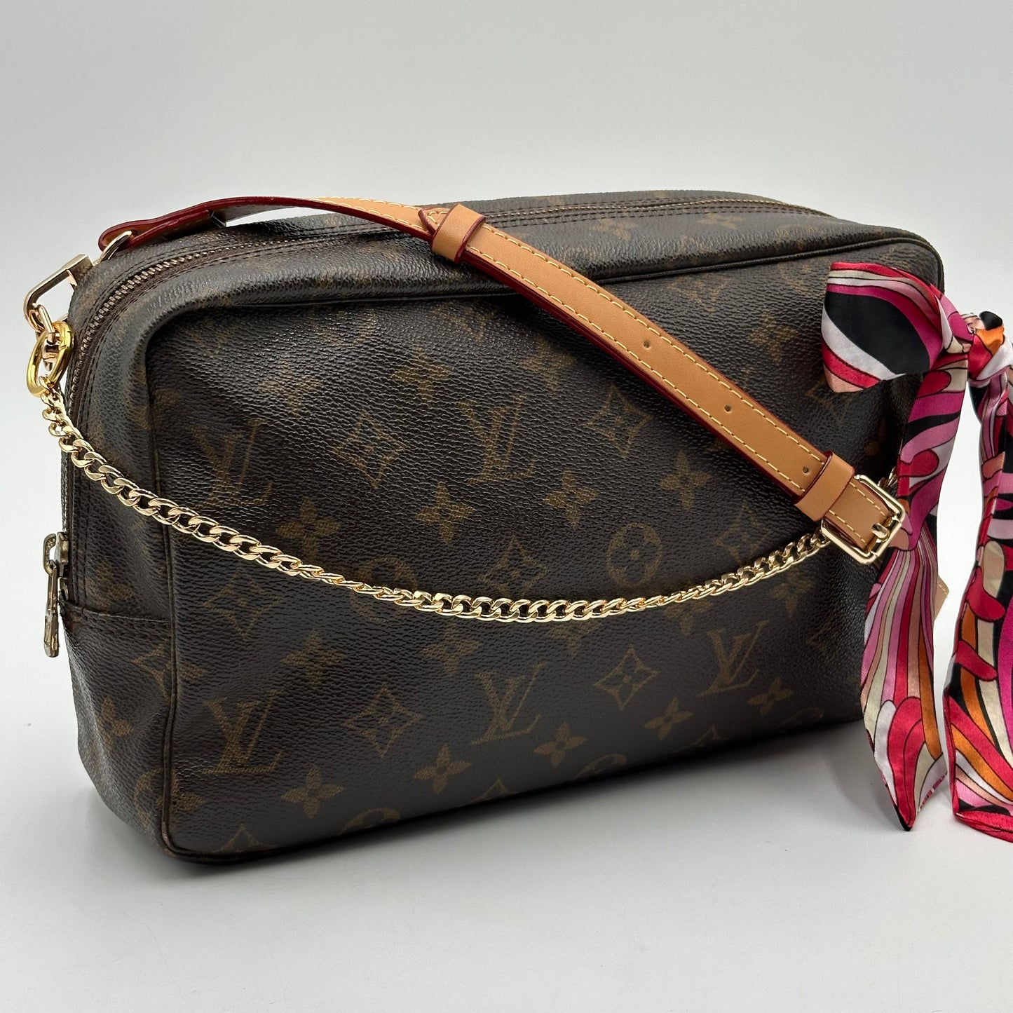 Authentic Louis Vuitton 1990 Monogram Trousse Crossbody