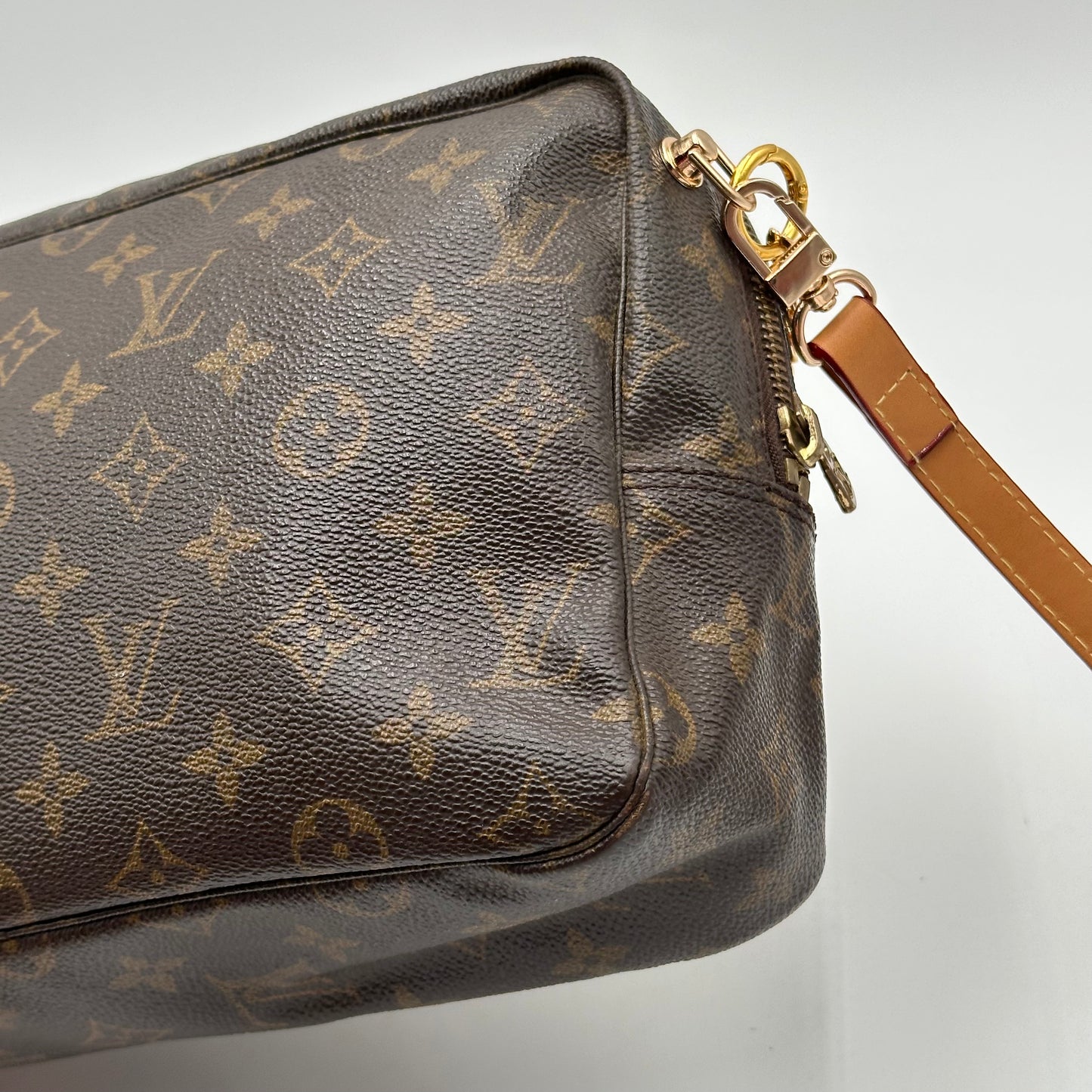 Authentic Louis Vuitton 1990 Monogram Trousse Crossbody