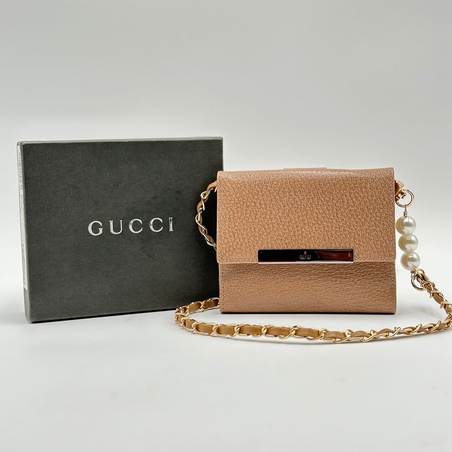 Authentic Gucci Beige Compact Bifold Wallet w/ Box