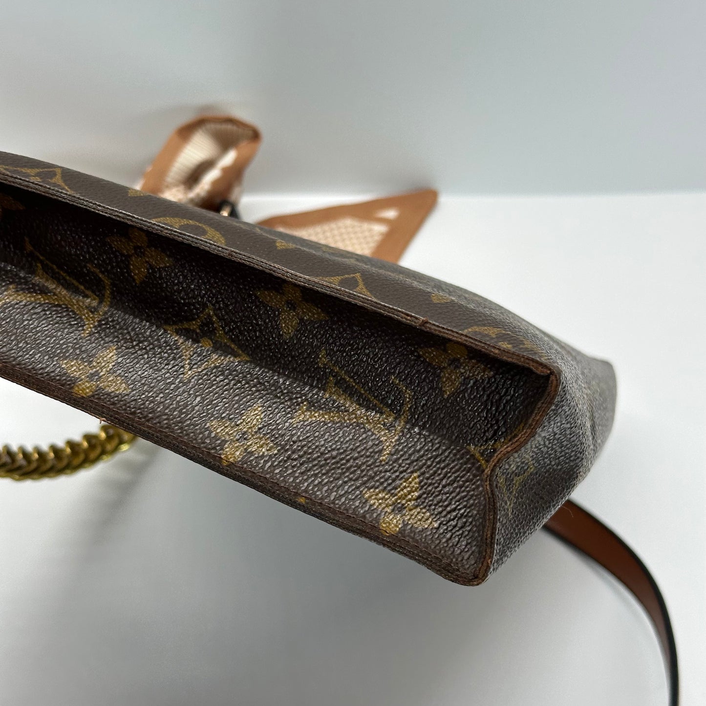 Authentic Louis Vuitton 1986 Monogram Toiletry 26 Crossbody