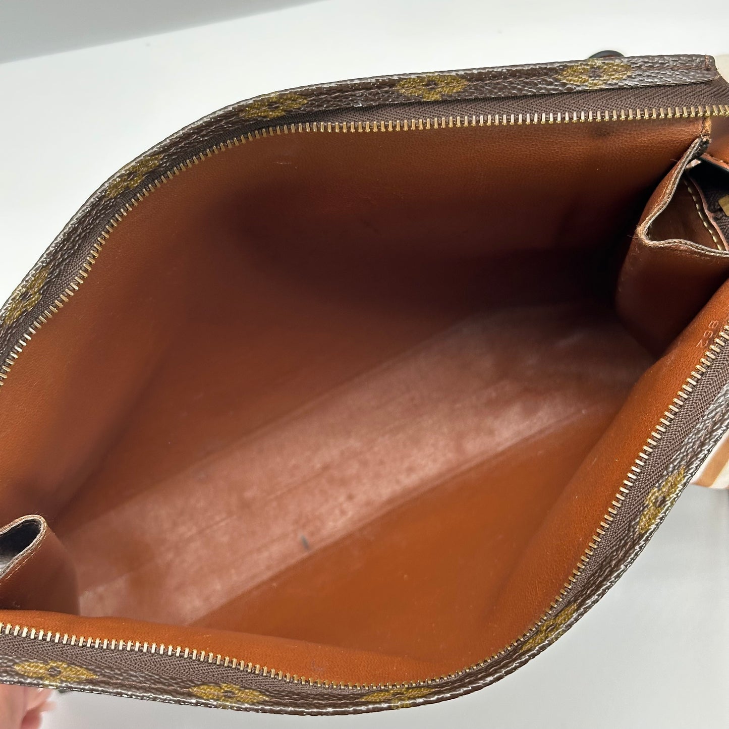 Authentic Louis Vuitton 1986 Monogram Toiletry 26 Crossbody