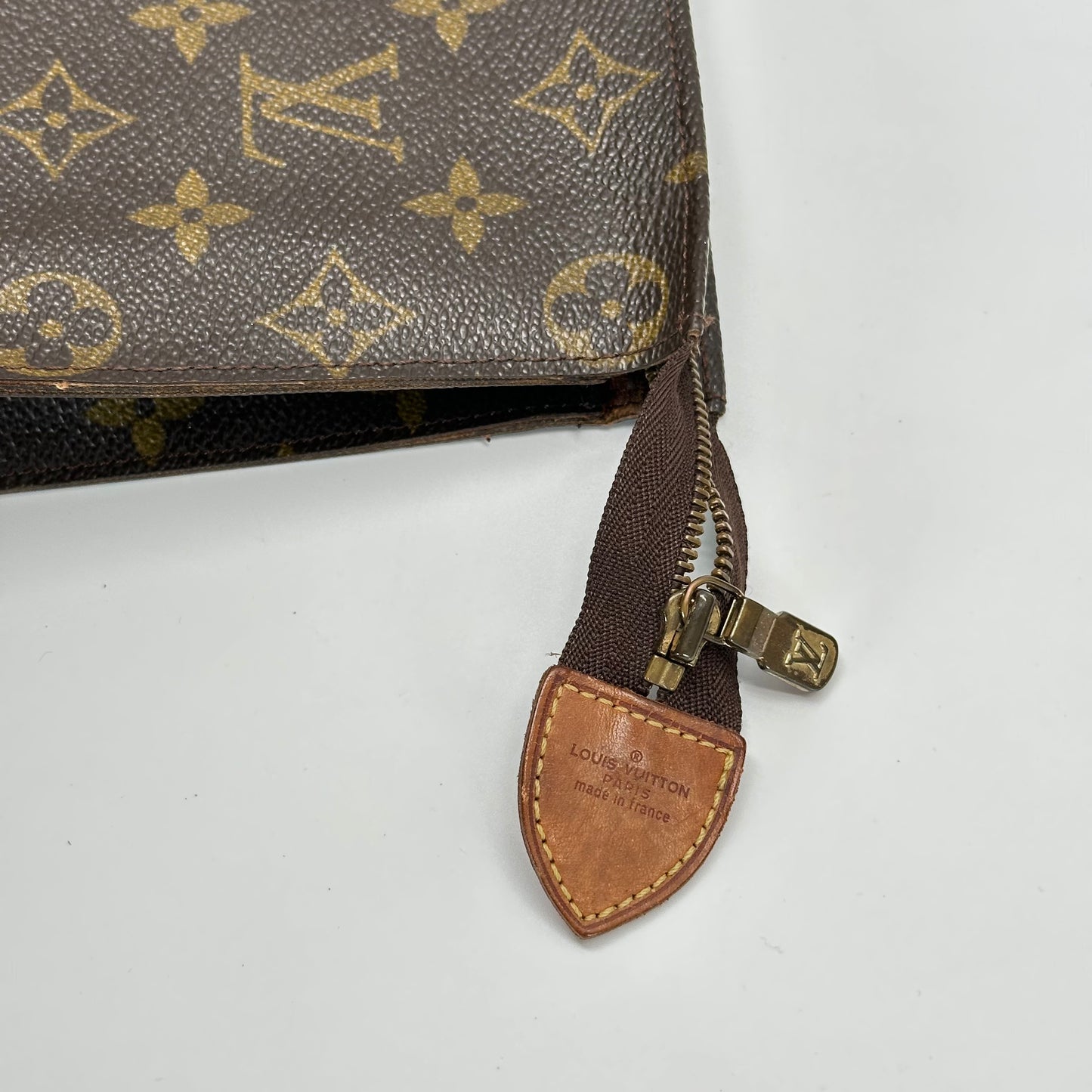Authentic Louis Vuitton 1986 Monogram Toiletry 26 Crossbody