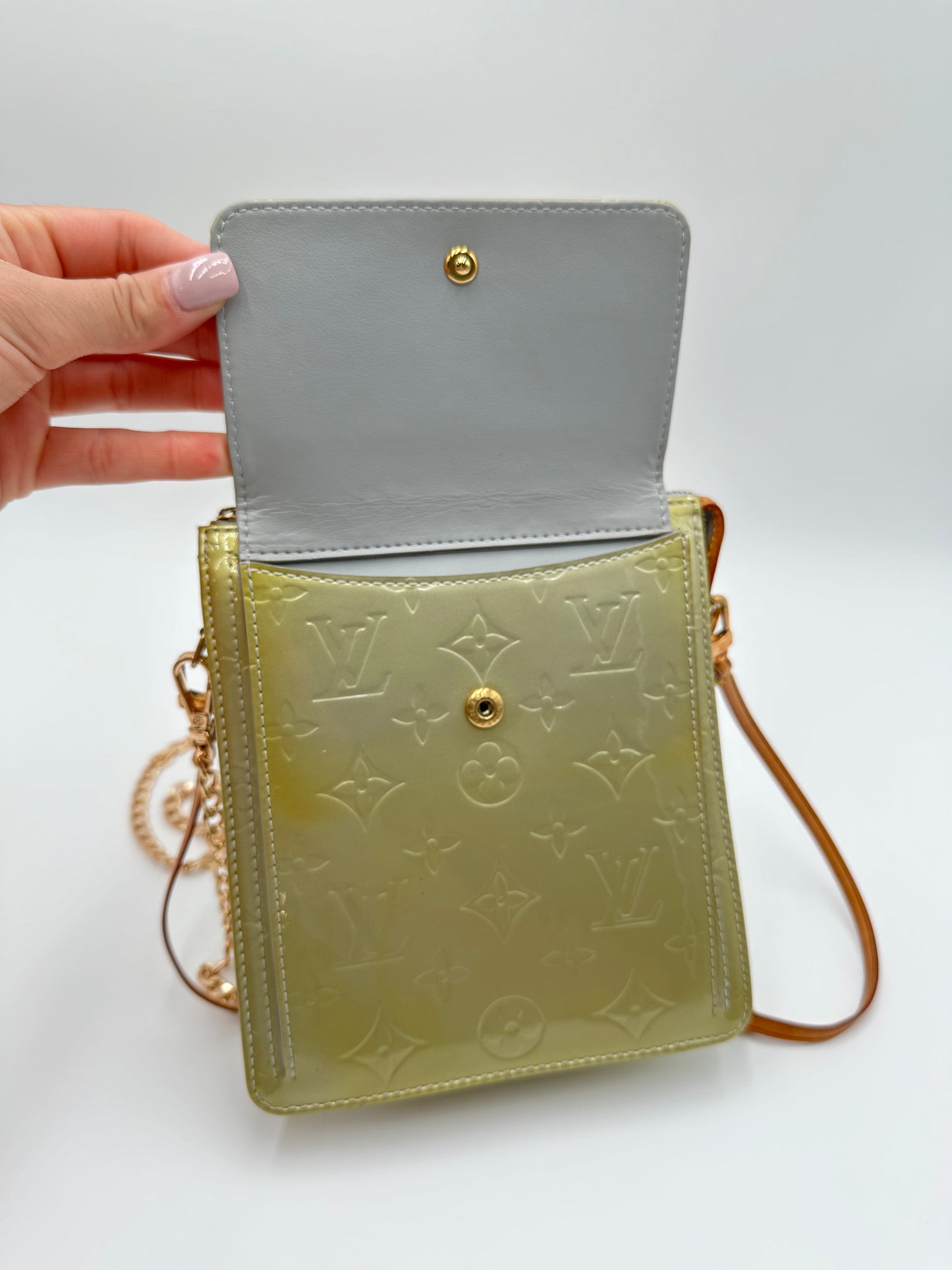 Authentic Louis Vuitton 2001 Vernis Monogram Mott Crossbody