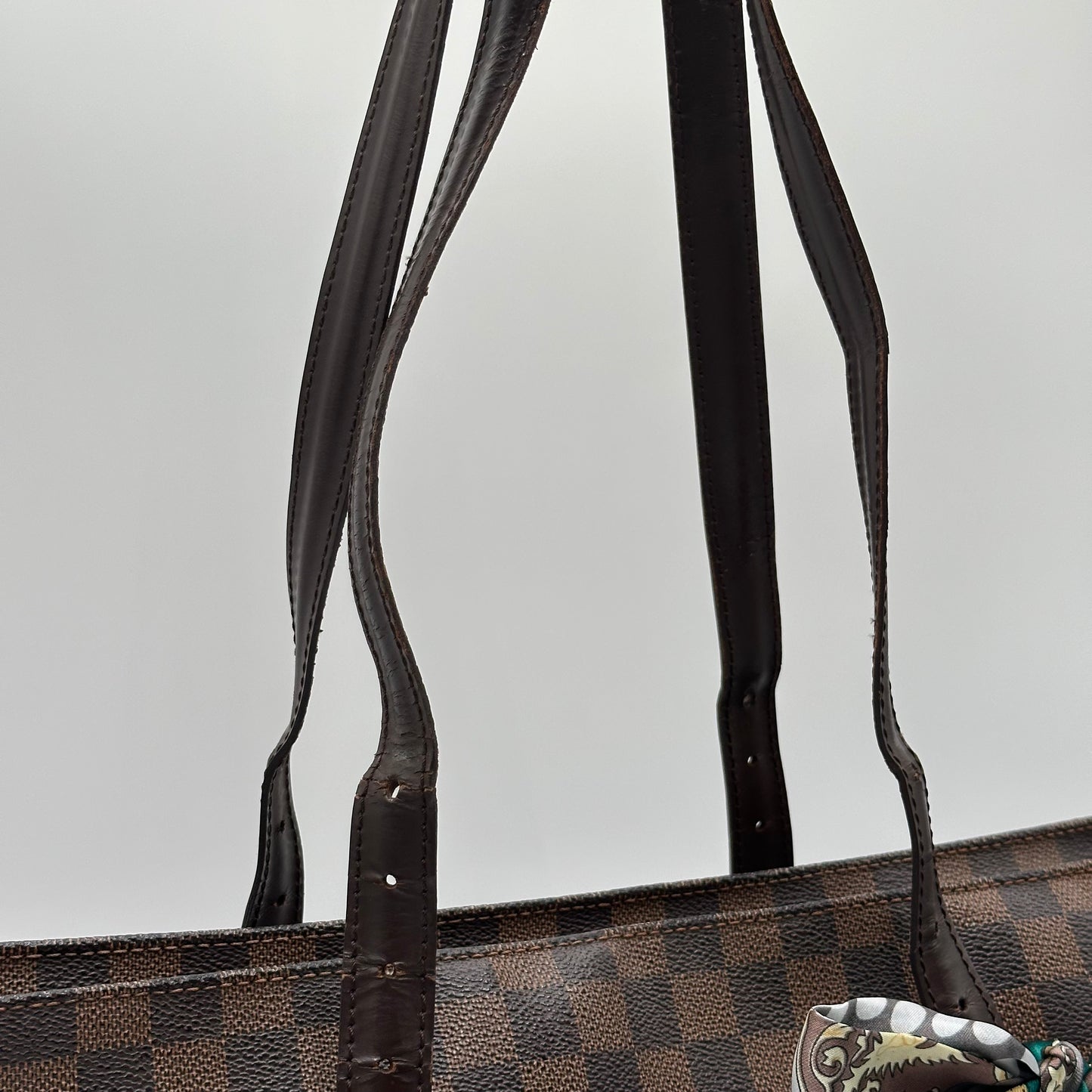 Authentic Louis Vuitton 2006 Damier Ebene Chelsea Tote