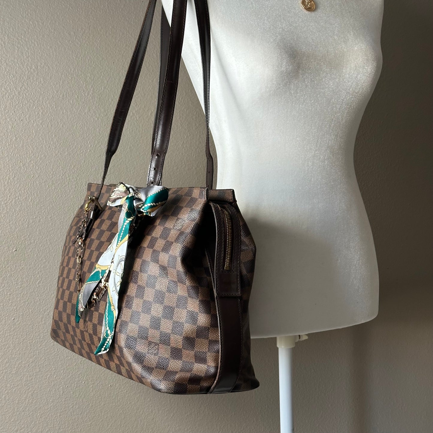 Authentic Louis Vuitton 2006 Damier Ebene Chelsea Tote