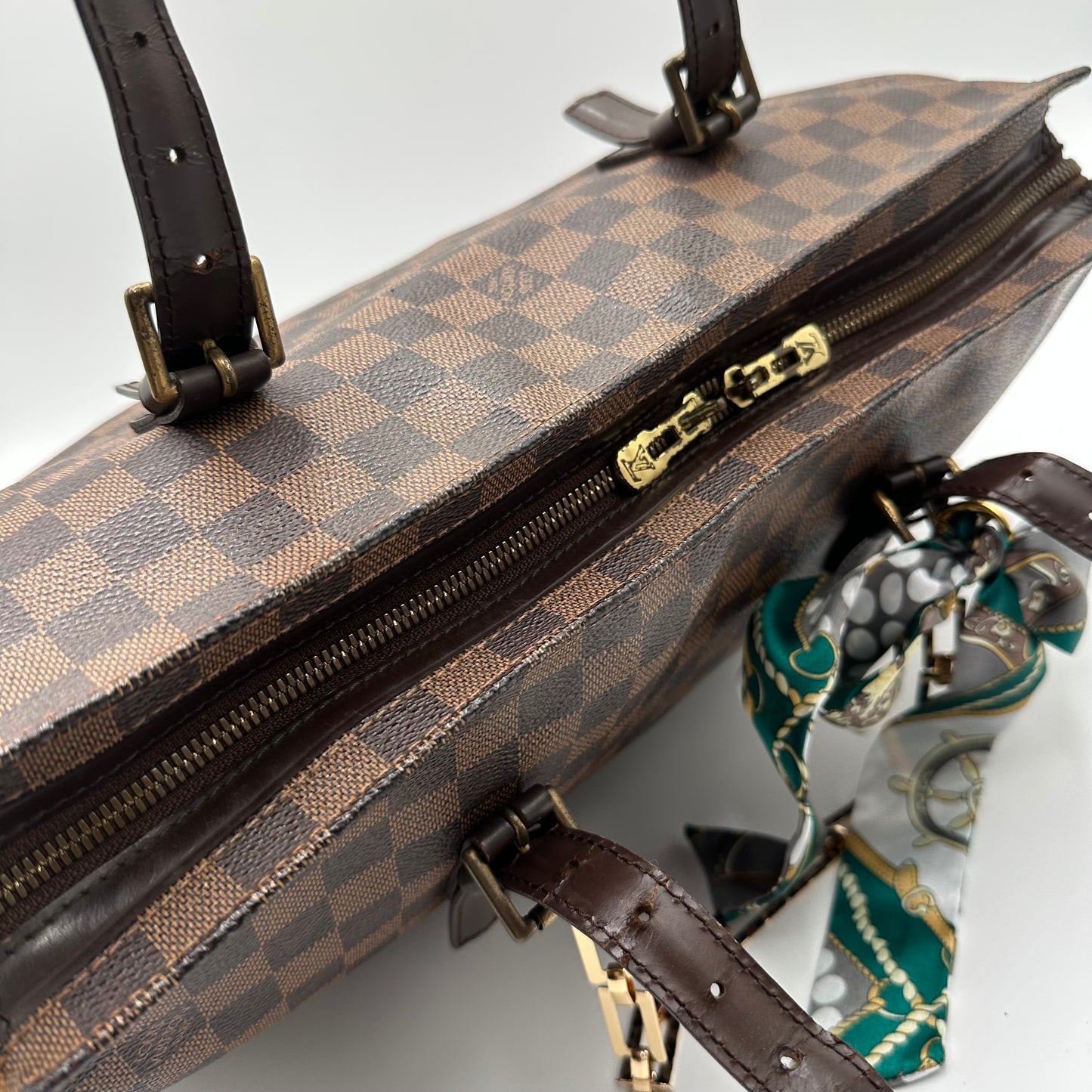 Authentic Louis Vuitton 2006 Damier Ebene Chelsea Tote