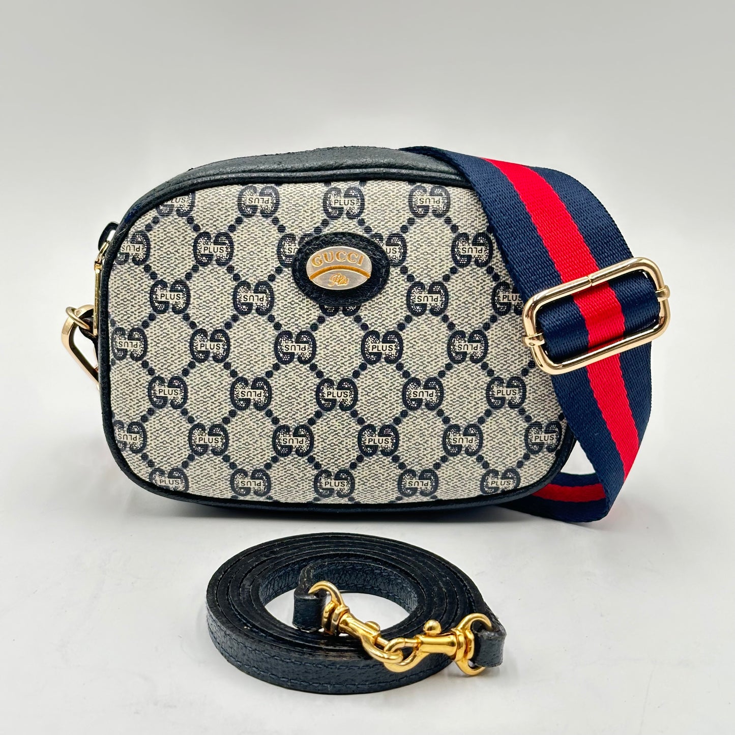 Authentic GUCCI GG Canvas Navy Blue Small Crossbody