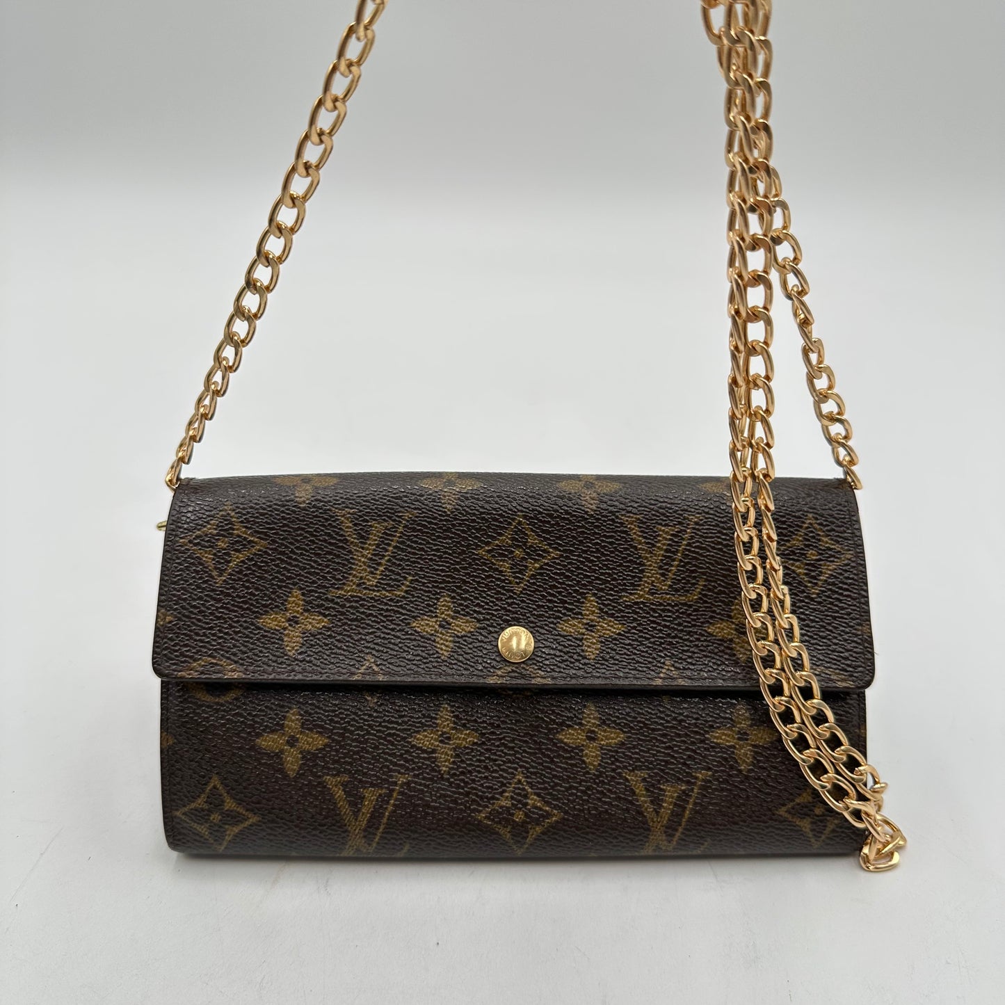 Authentic Louis Vuitton 2003 Monogram Sarah Wallet Crossbody