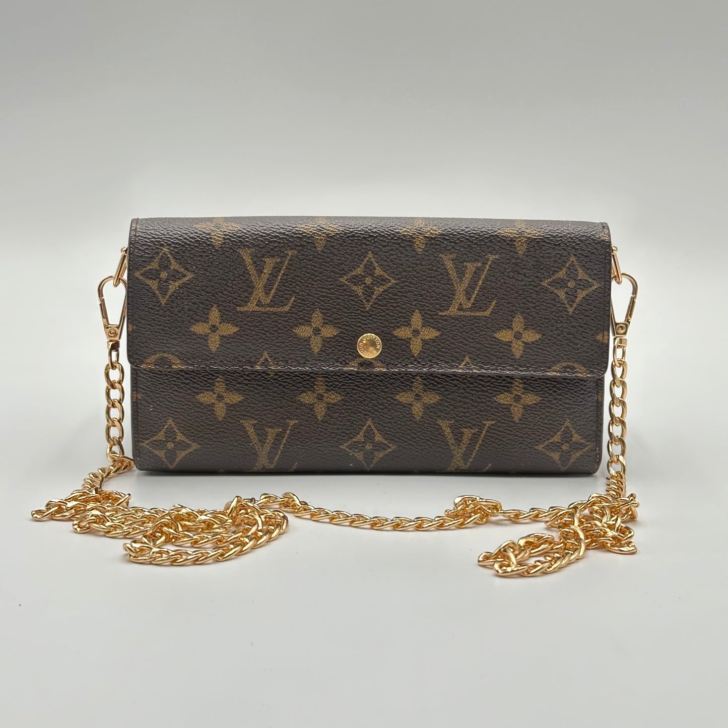 Authentic Louis Vuitton 2006 Monogram Sarah Wallet Crossbody