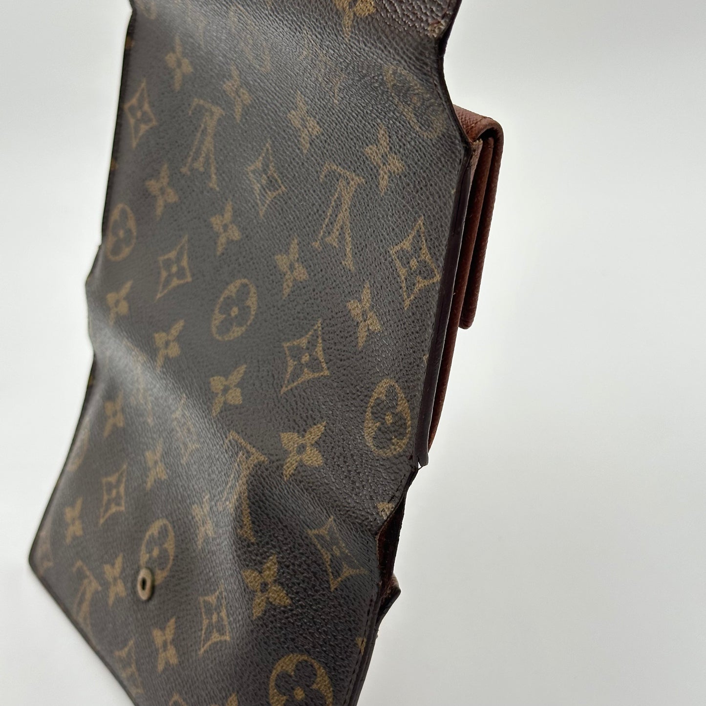 Authentic Louis Vuitton 1999 Monogram International Trifold Wallet Crossbody